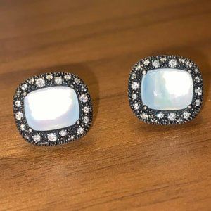 David Yurman Midnight Mélange Moon Quartz Earrings